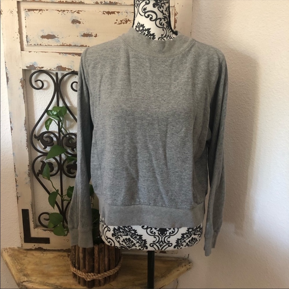 ⭐️SOLD Everlane gray high crew neck sweatshirt - Picture 2 of 9
